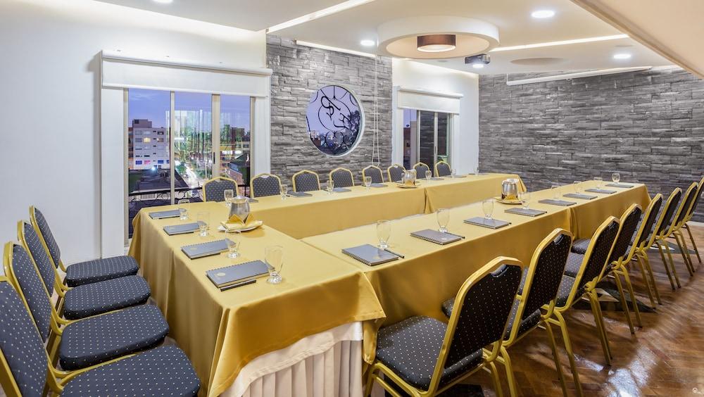 Hotel Embassy Park بوغوتا المظهر الخارجي الصورة